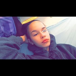 Meet your Posher, Samarah